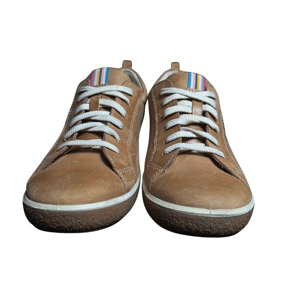 Ecco Brown Sneakers with White Laces - Picture 6 of 9